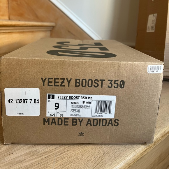 Yeezy Boost 350 V2 ‘Desert Sage’ - Picture 2 of 4